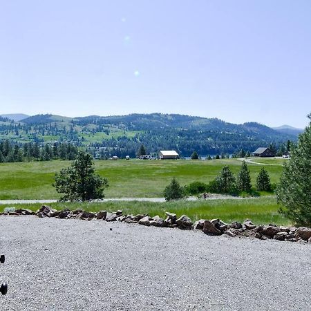 Curlew Earth Home 2Bd W/ Valley & Mountain Views Republic Exterior photo