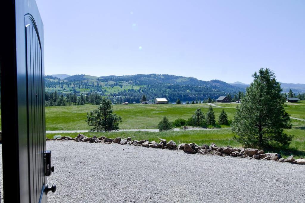 Curlew Earth Home 2Bd W/ Valley & Mountain Views Republic Exterior photo